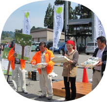 アルパカ&どんぐりストラップお披露目会